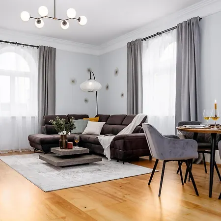 Days - 1bdr - Fireplace - Ac Апартаменты